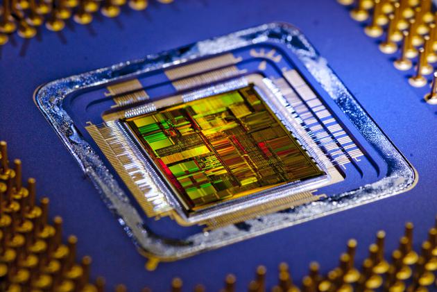 英特尔再曝光芯片三大漏洞，AMD：自家芯片不受影响