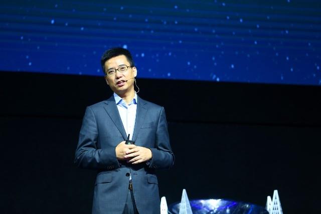 原阿里云总裁胡晓明出任蚂蚁金服总裁，该职位已空缺两年多