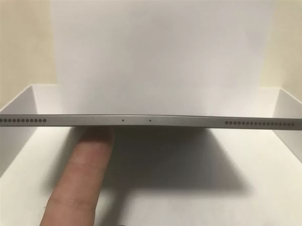 苹果详解iPad Pro弯曲门：用户观察角度刁钻