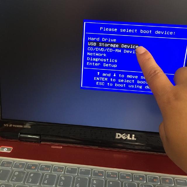 详解如何使用U盘给电脑重装安装版的系统