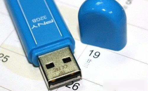 黑鲨教你如何鉴别电脑U盘usb2.0与3.0的区别